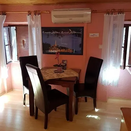 And By The Sea - 24536 Pensionat Rovinj